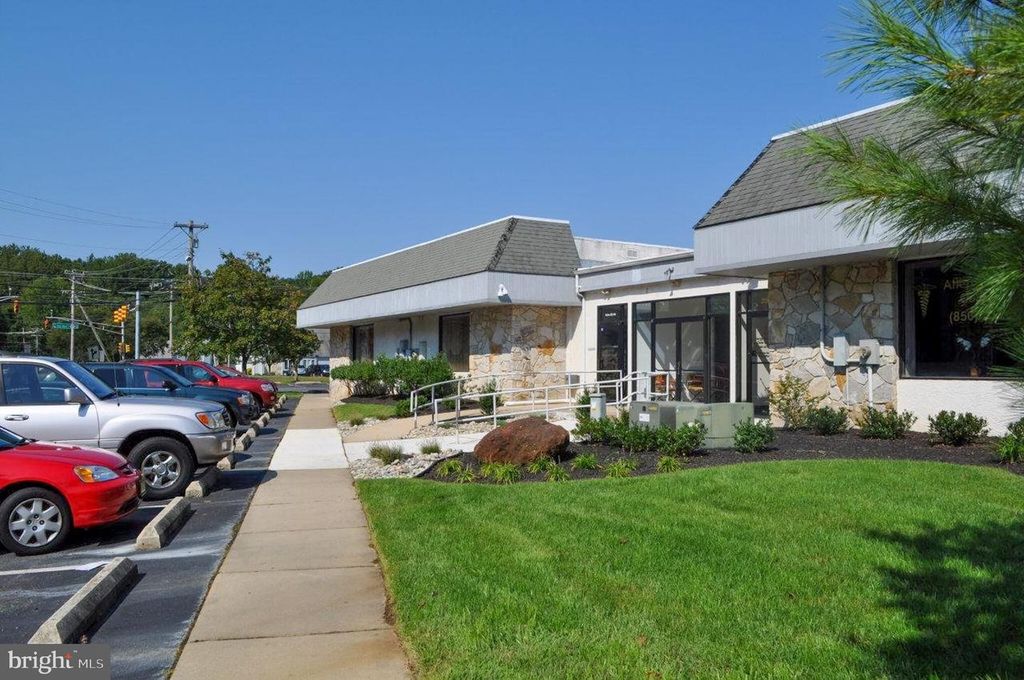 860 ROUTE 168, Turnersville, NJ 08012
