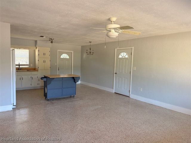 4018 Lakewood Road, Sebring, FL 33875