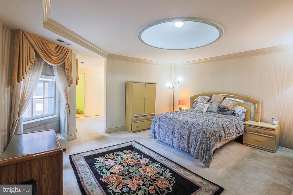 Image 13 of property listing at 6701 PARK HEIGHTS AVE #3C, Baltimore, MD 21215