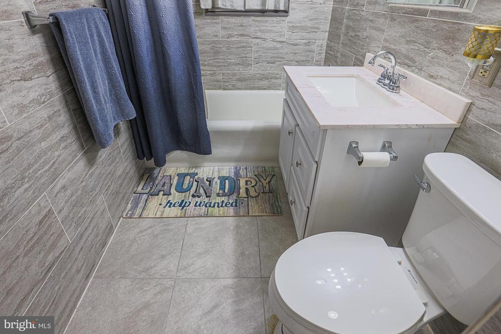 Image 18 of property listing at 6701 PARK HEIGHTS AVE #3C, Baltimore, MD 21215