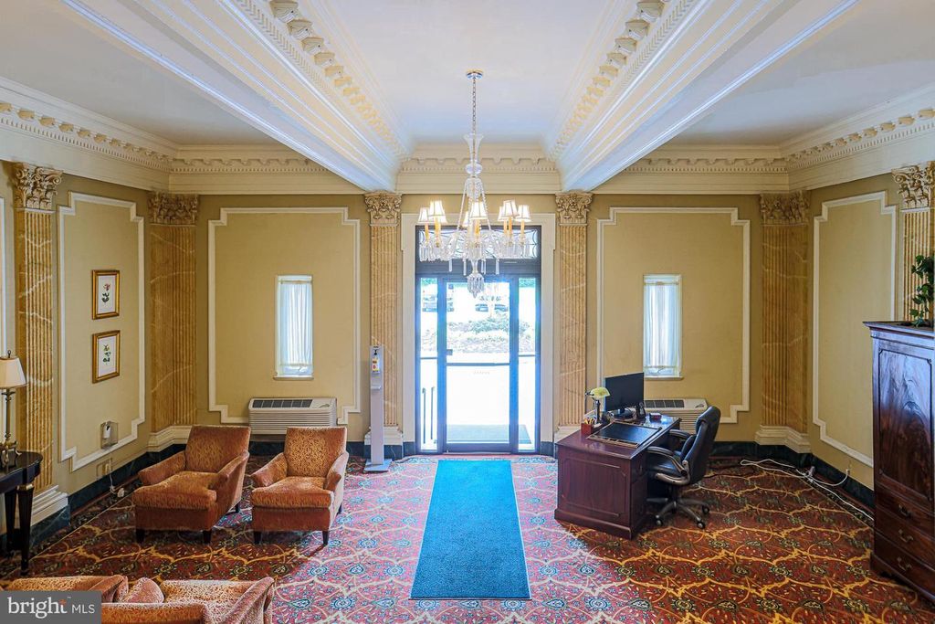 Image 2 of property listing at 6701 PARK HEIGHTS AVE #3C, Baltimore, MD 21215