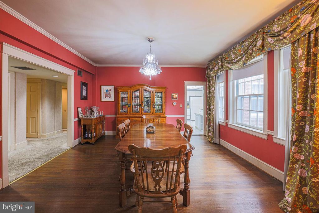 Image 4 of property listing at 6701 PARK HEIGHTS AVE #3C, Baltimore, MD 21215