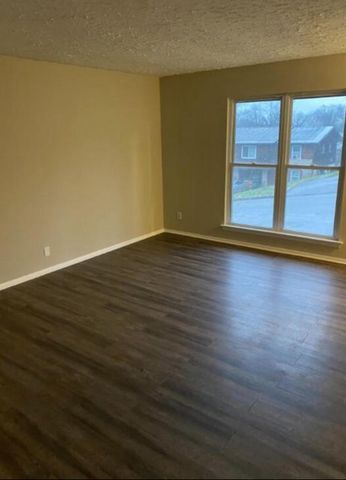 809 Forest Dale Lane A, Hixson, TN 37343