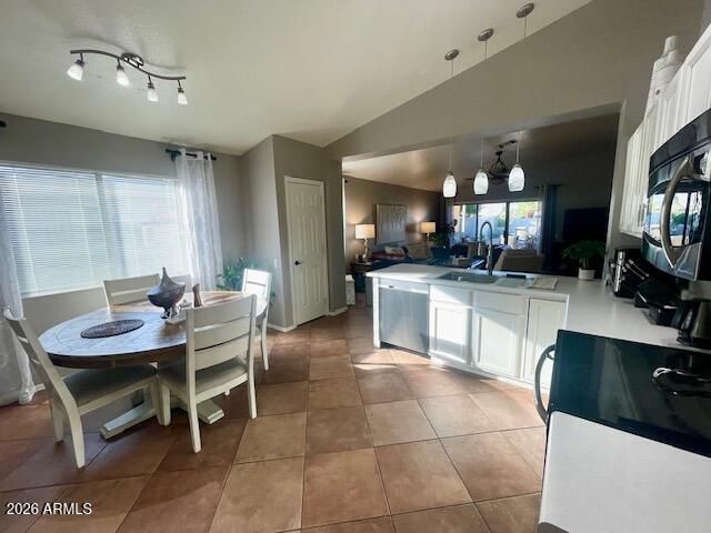 3411 E ESCUDA Road, Phoenix, AZ 85050