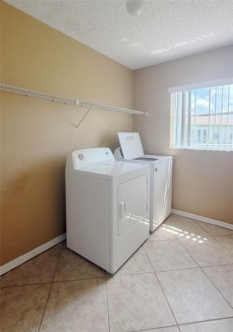 831 HORSESHOE FALLS DRIVE, Orlando, FL 32828