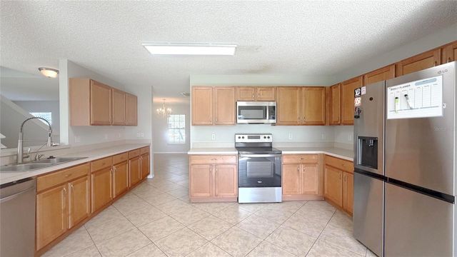 831 HORSESHOE FALLS DRIVE, Orlando, FL 32828