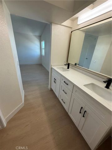 172 E Manchester, San Bernardino, CA 92408