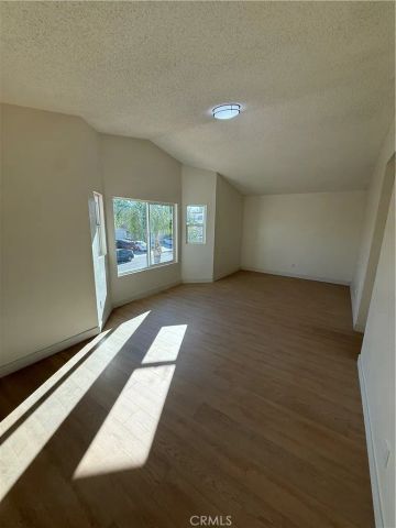 172 E Manchester, San Bernardino, CA 92408