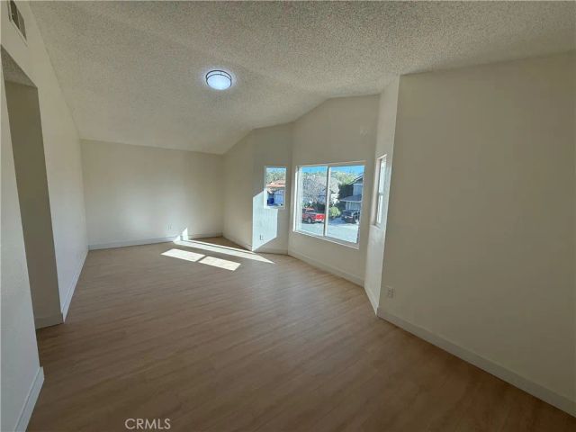 172 E Manchester, San Bernardino, CA 92408