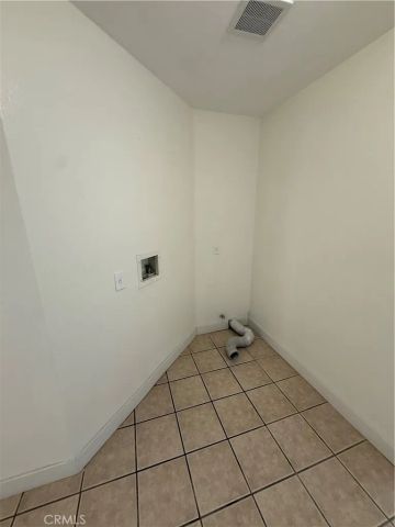 172 E Manchester, San Bernardino, CA 92408