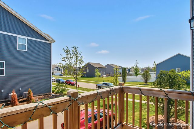2151 Sassafras Way F, Wonder Lake, IL 60097