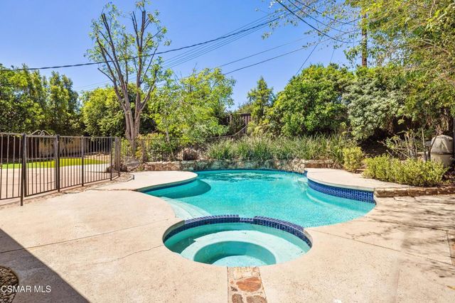 17425 Stare Street, Northridge, CA 91325