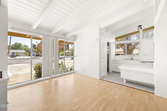 17425 Stare Street, Northridge, CA 91325