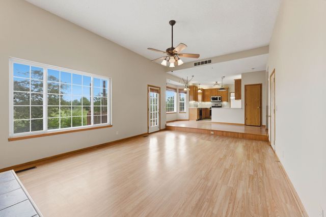 1814 S Goebel St, Wichita, KS 67207