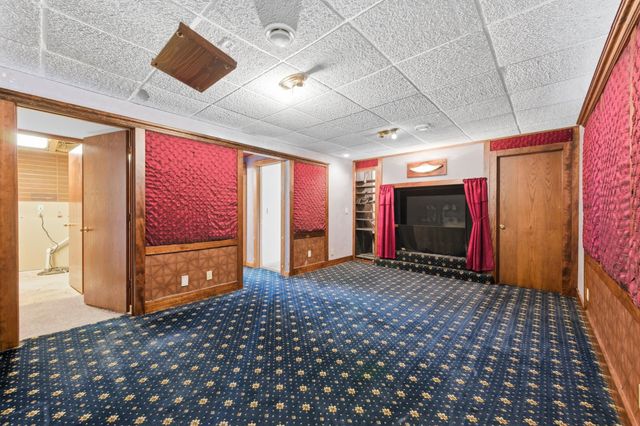 1814 S Goebel St, Wichita, KS 67207
