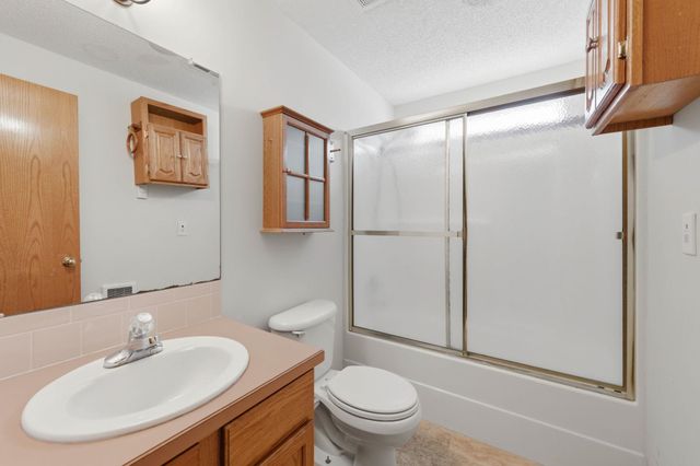 1814 S Goebel St, Wichita, KS 67207