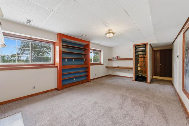 1814 S Goebel St, Wichita, KS 67207