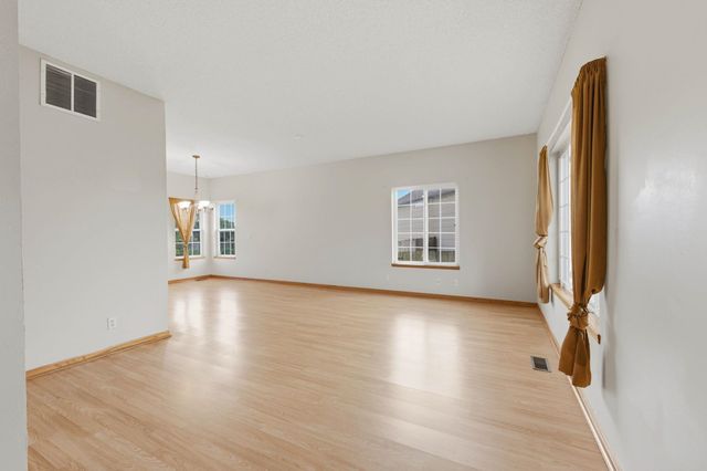 1814 S Goebel St, Wichita, KS 67207
