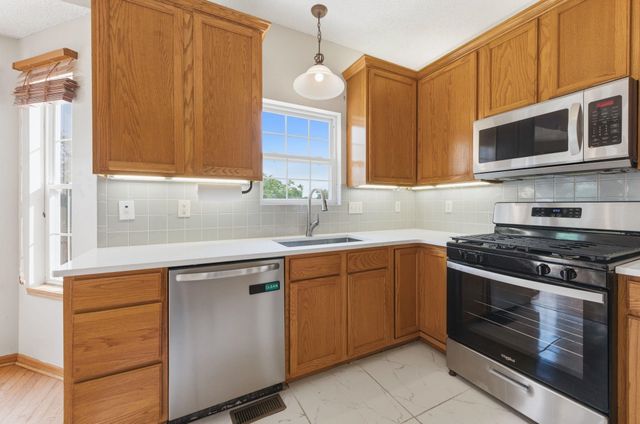 1814 S Goebel St, Wichita, KS 67207