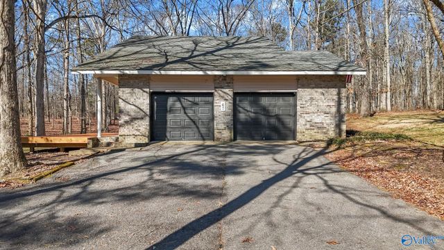 67 Cascade Creek, Somerville, AL 35670