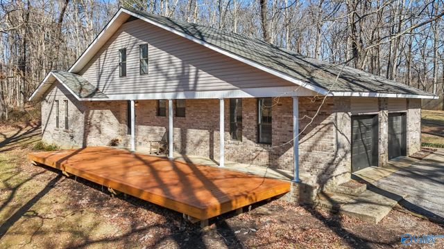 67 Cascade Creek, Somerville, AL 35670