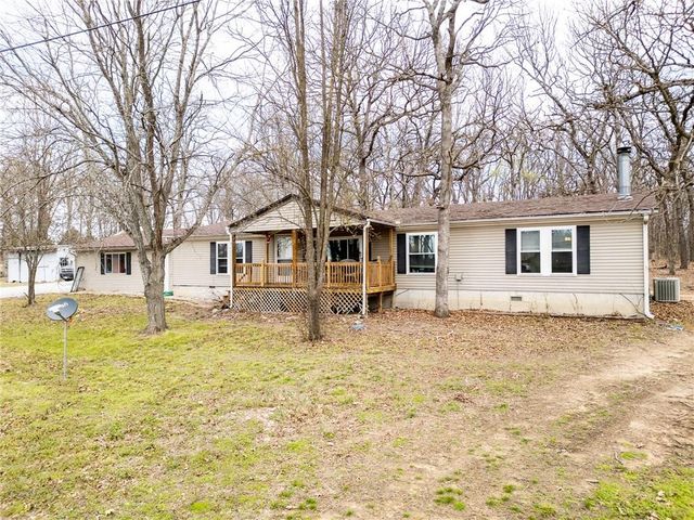 556 1291st Road, Clinton, MO 64735