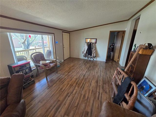 556 1291st Road, Clinton, MO 64735