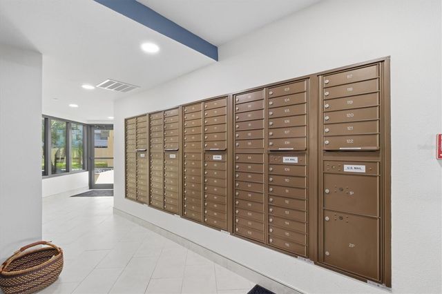 690 ISLAND WAY 810, Clearwater Beach, FL 33767