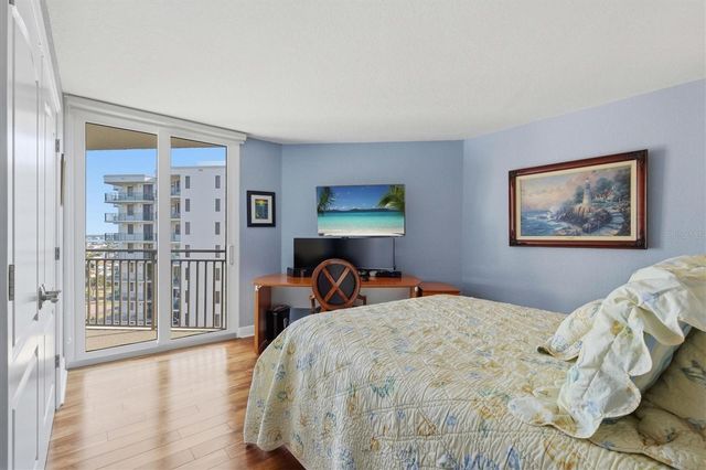 690 ISLAND WAY 810, Clearwater Beach, FL 33767