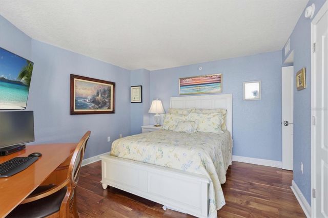 690 ISLAND WAY 810, Clearwater Beach, FL 33767