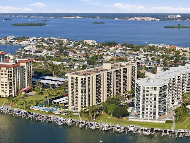 690 ISLAND WAY 810, Clearwater Beach, FL 33767
