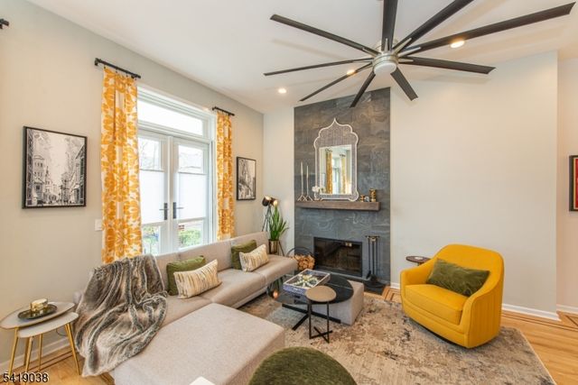 523 Trinity Pl, Westfield Town, NJ 07090