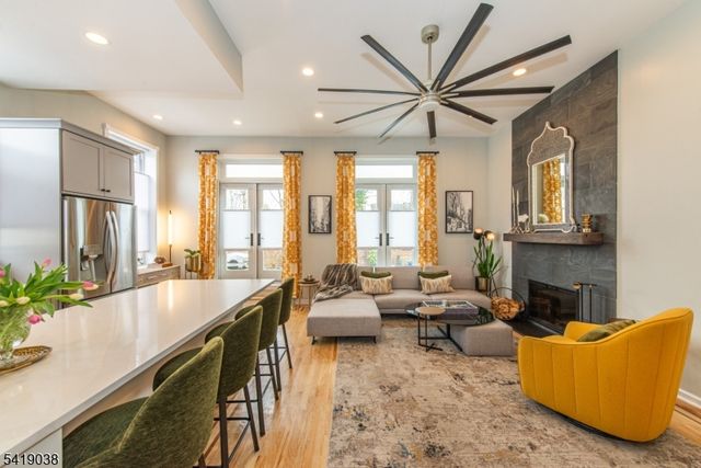 523 Trinity Pl, Westfield Town, NJ 07090