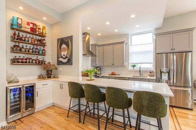 523 Trinity Pl, Westfield Town, NJ 07090