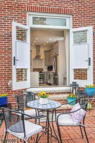 523 Trinity Pl, Westfield Town, NJ 07090