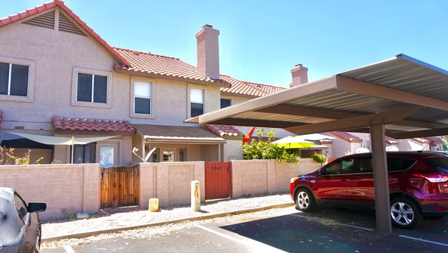 1961 N HARTFORD Street 1061, Chandler, AZ 85225