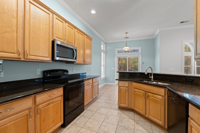 80 Camden Circle, Pawleys Island, SC 29585