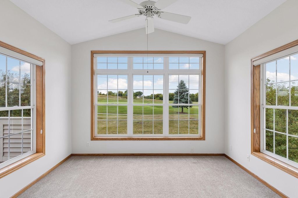 492 Holly Lane N, Oakdale, MN 55128 — photo 5