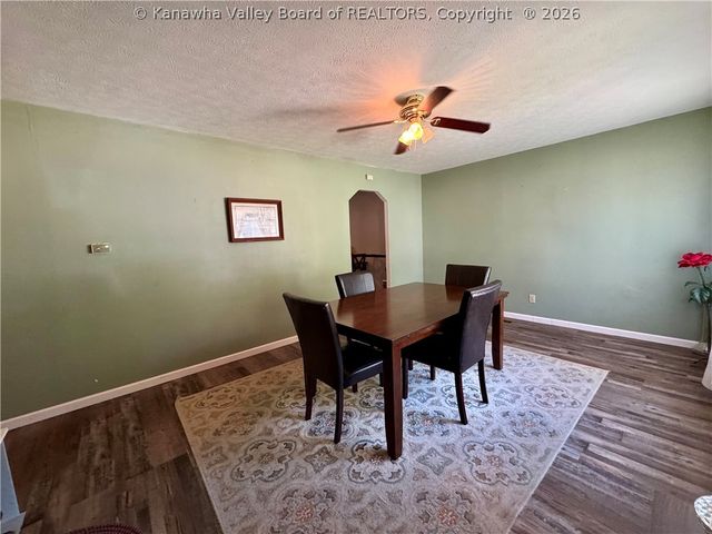 212 Monterey Drive, St Albans, WV 25177