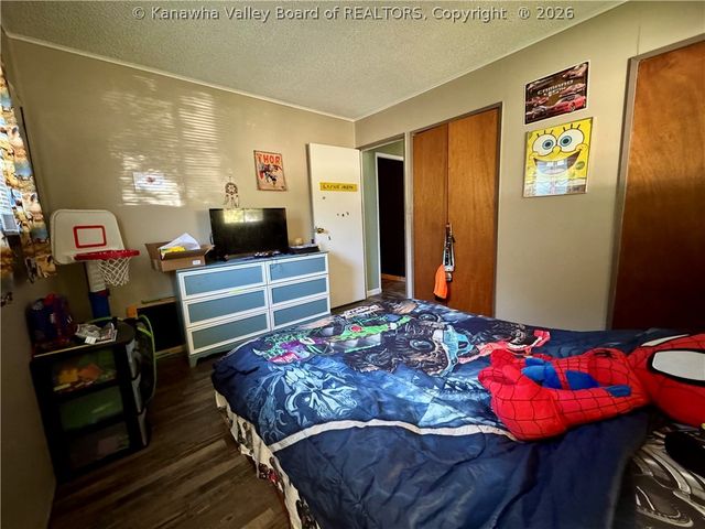 212 Monterey Drive, St Albans, WV 25177