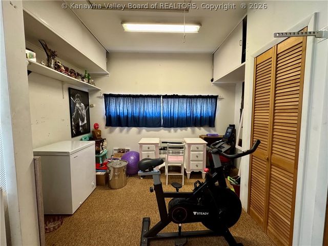 212 Monterey Drive, St Albans, WV 25177