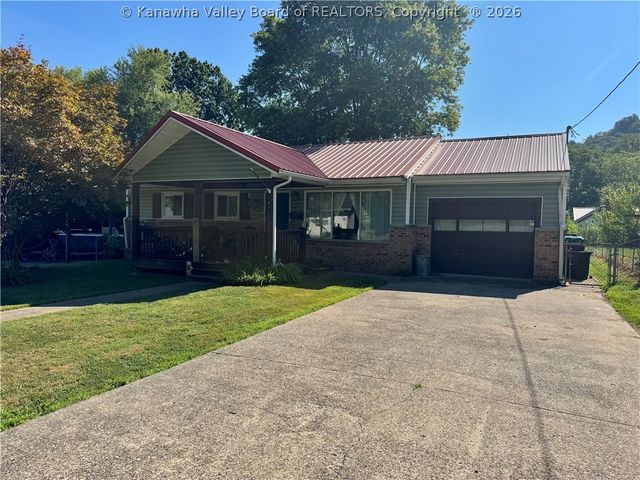 212 Monterey Drive, St Albans, WV 25177