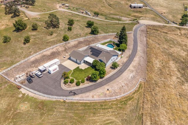 1401 Lawson Way, Valley Springs, CA 95252