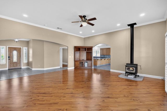 1401 Lawson Way, Valley Springs, CA 95252