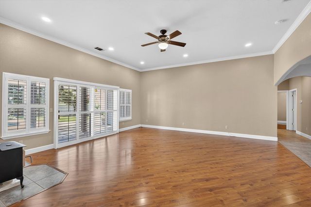 1401 Lawson Way, Valley Springs, CA 95252