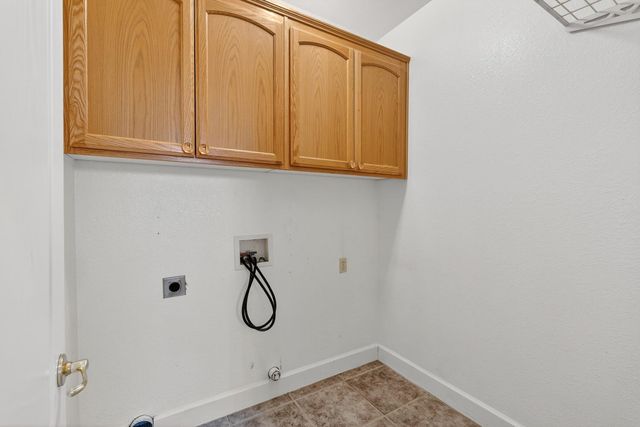 1401 Lawson Way, Valley Springs, CA 95252