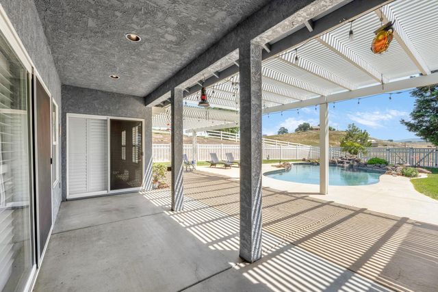 1401 Lawson Way, Valley Springs, CA 95252
