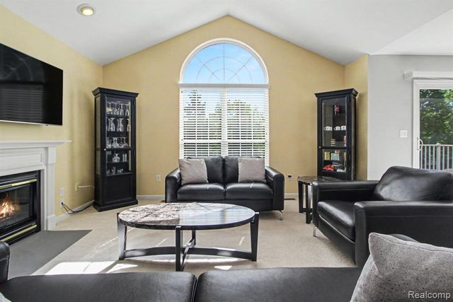 24211 Chesapeake Circle, Walled Lake, MI 48390