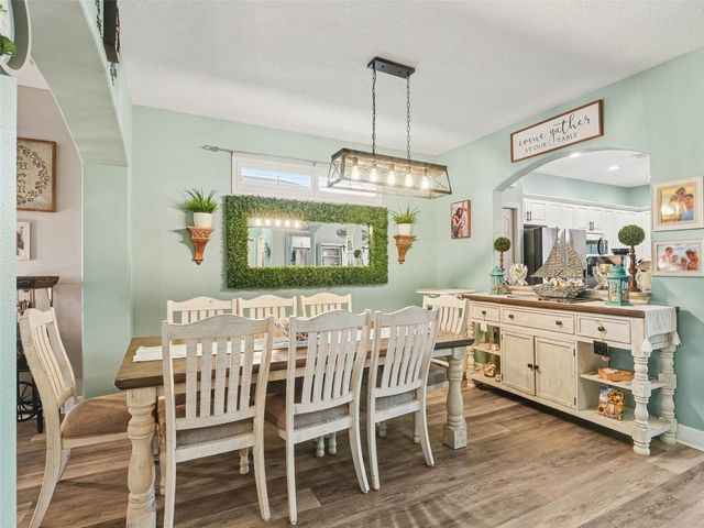 7124 34TH STREET E, Sarasota, FL 34243