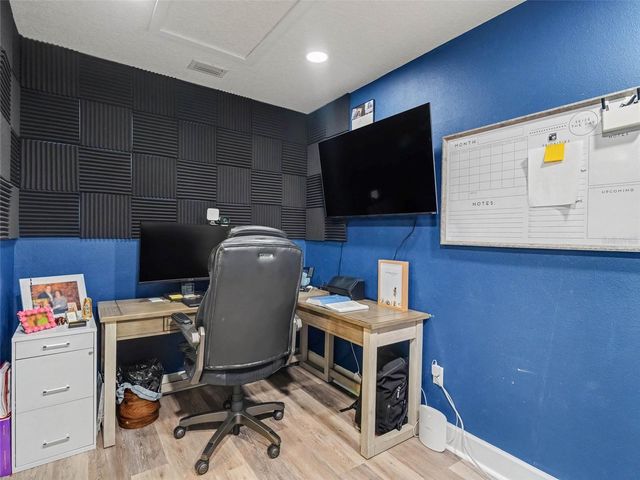 7124 34TH STREET E, Sarasota, FL 34243